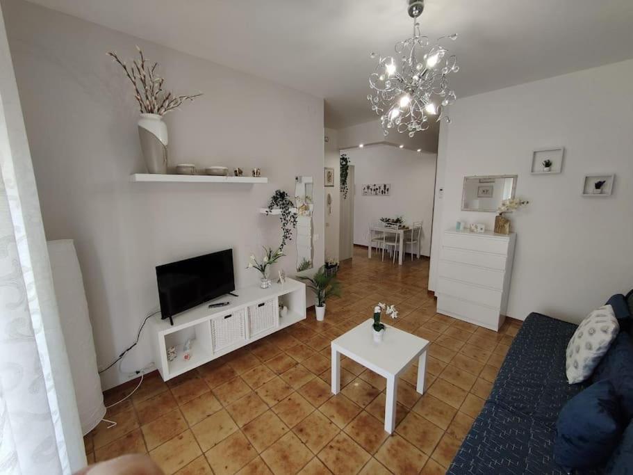 Appartamento Da Nella Giardini Naxos Eksteriør billede