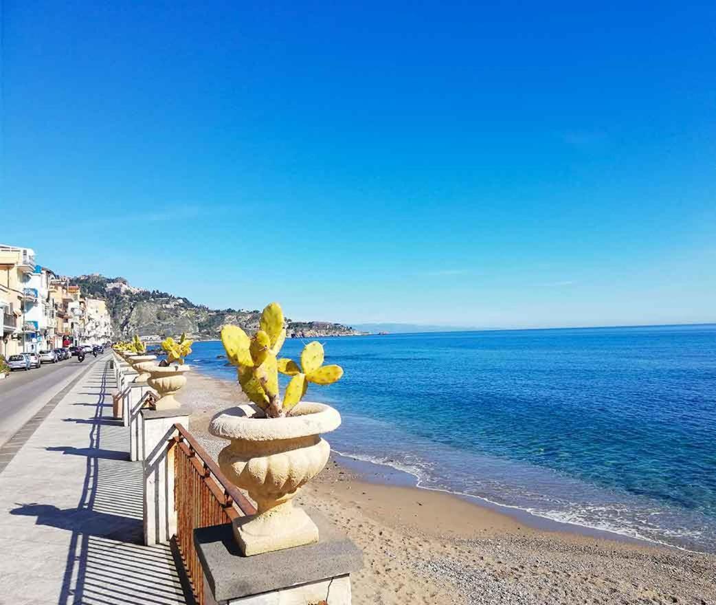 Appartamento Da Nella Giardini Naxos Eksteriør billede